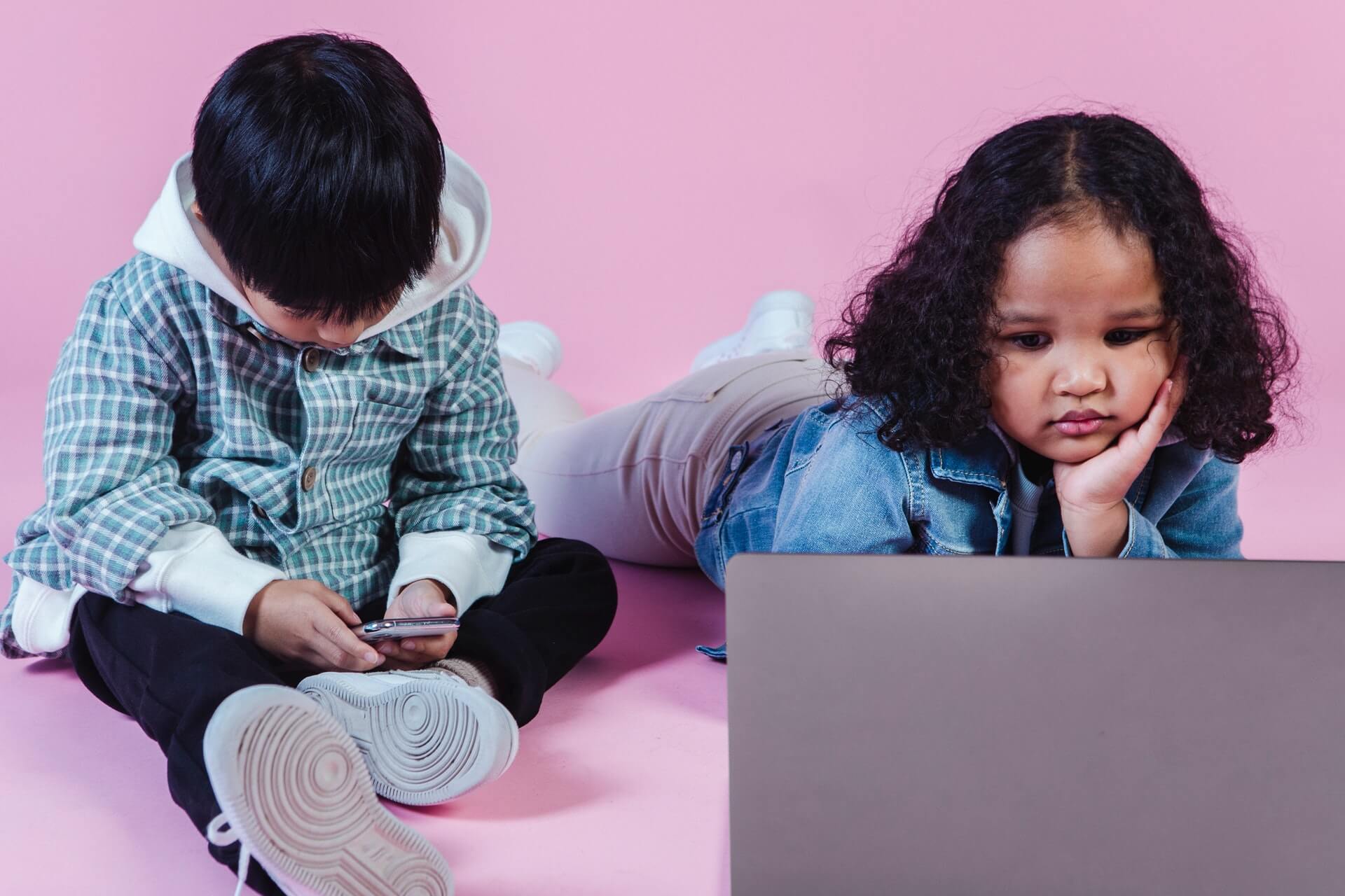 Technology for Kids:pros and cons
